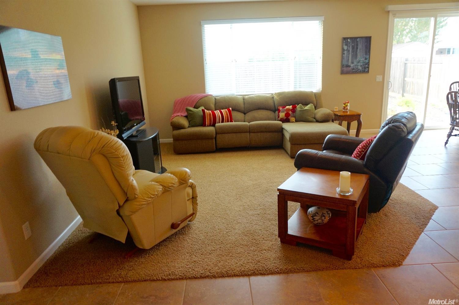 1499 Sereno Dr, Manteca, CA 95337 photo 5
