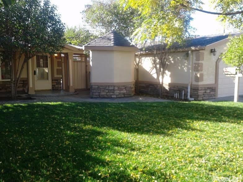862 Marion St, Manteca, CA 95337 photo 1
