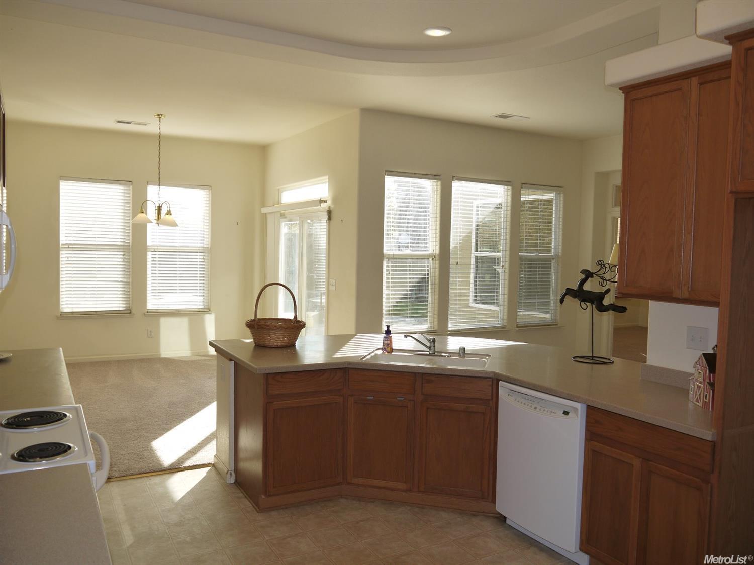 3900 Crescendo Ln, Modesto, CA 95355 photo 8