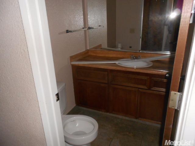 3701 Colonial Dr #161, Modesto, CA 95356 photo 9