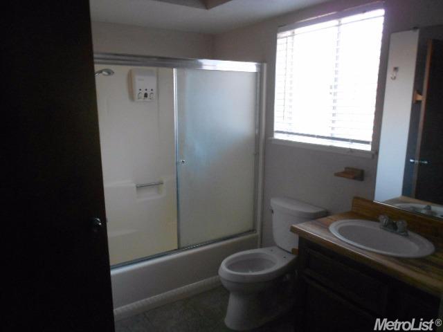 3701 Colonial Dr #161, Modesto, CA 95356 photo 10