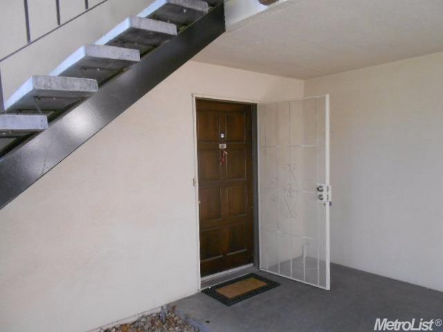 3701 Colonial Dr #161, Modesto, CA 95356 photo 3