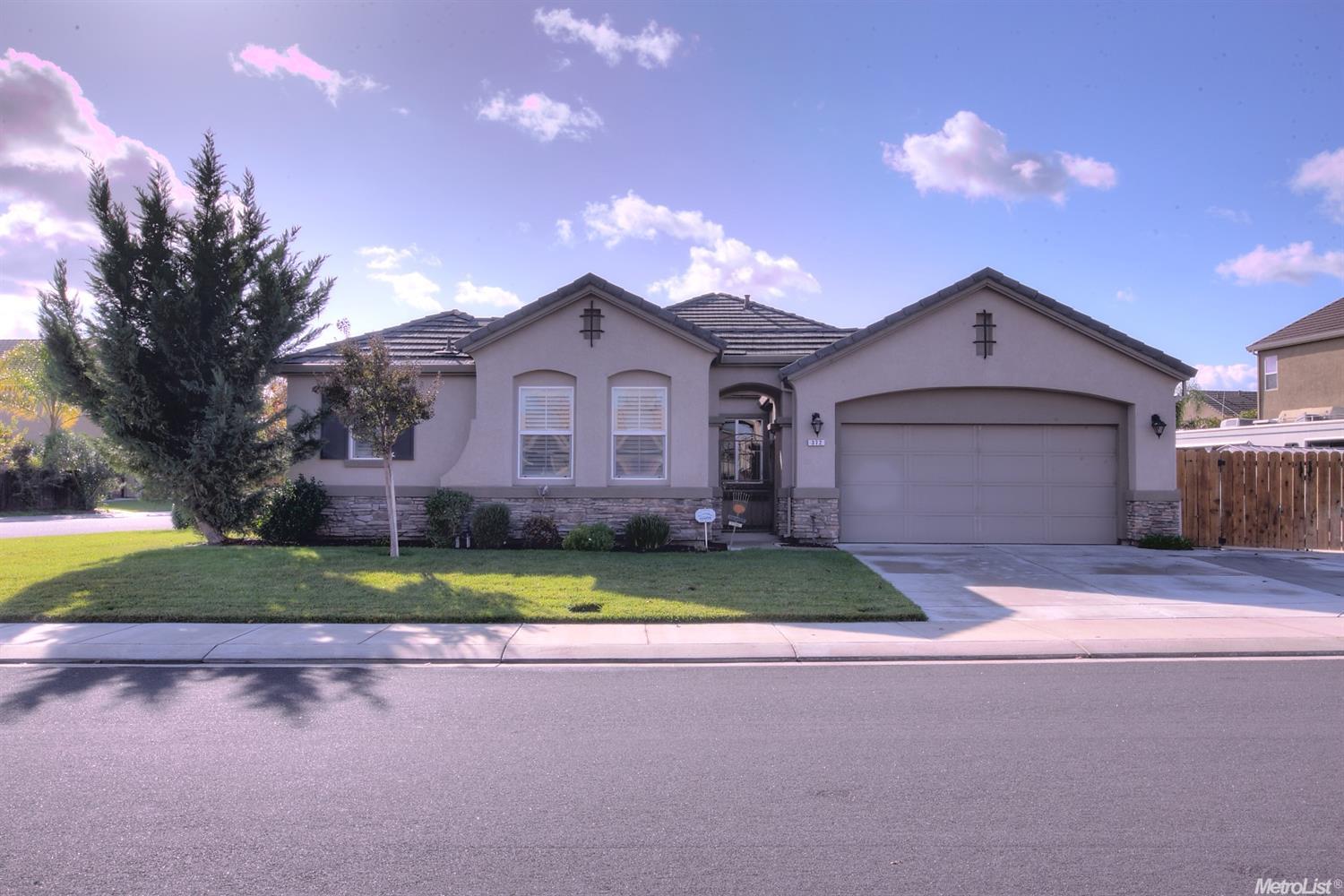 372 Catmint St, Manteca, CA 95337 photo 1