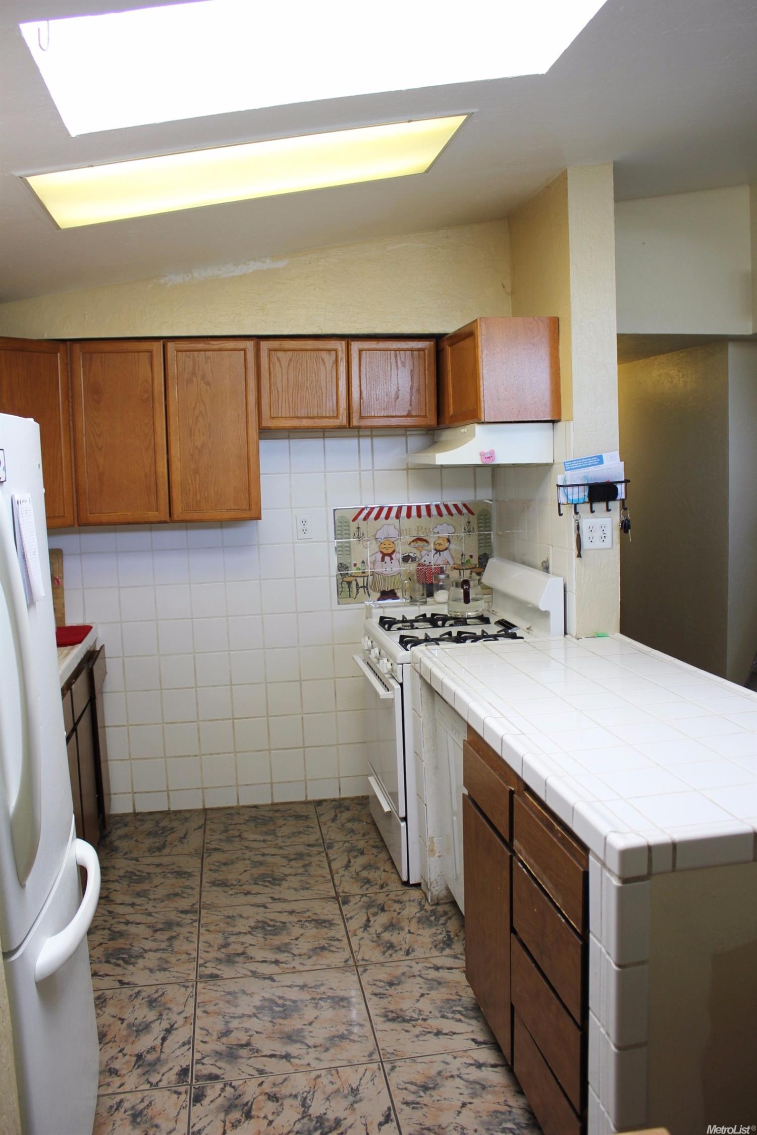 27932 Biscayne Ave, Hayward, CA 94544 photo 5