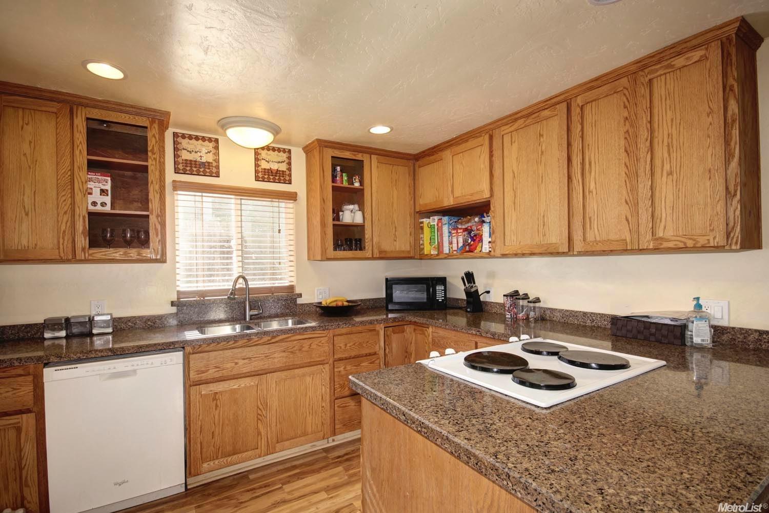 6244 Walnut Ave, Orangevale, CA 95662 photo 8