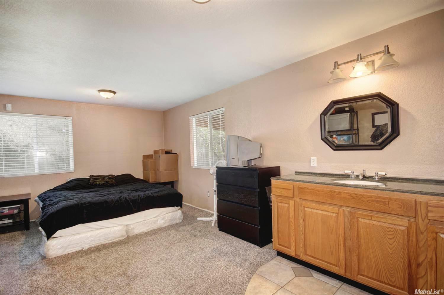 6244 Walnut Ave, Orangevale, CA 95662 photo 13
