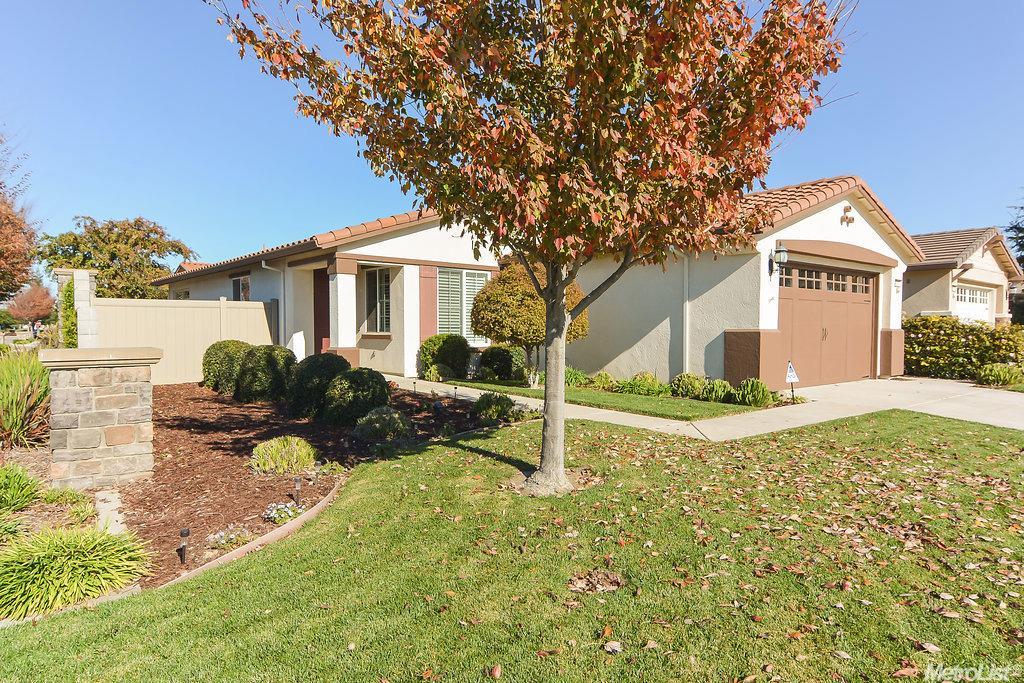 2211 Bellchase Dr, Manteca, CA 95336 photo 1