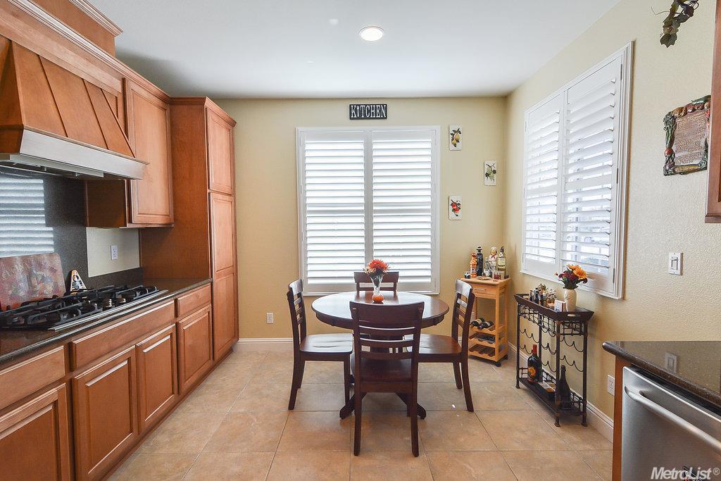 2211 Bellchase Dr, Manteca, CA 95336 photo 7
