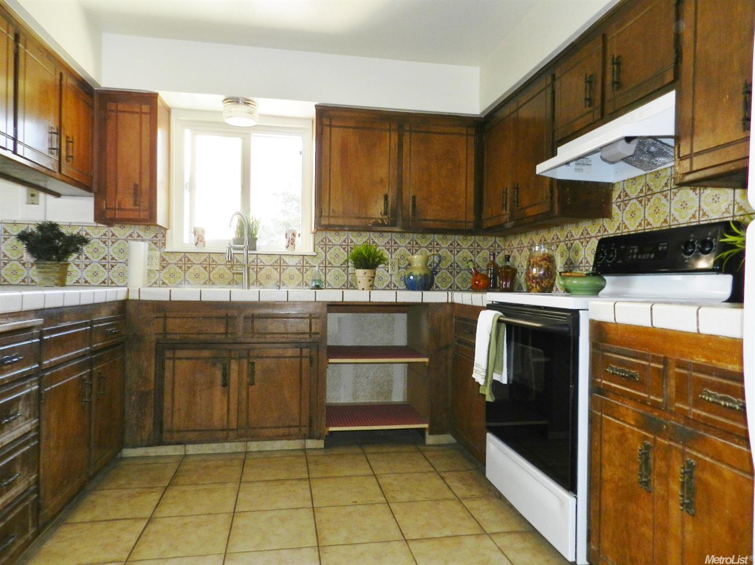2255 Oakland Ave, Merced, CA 95348 photo 3