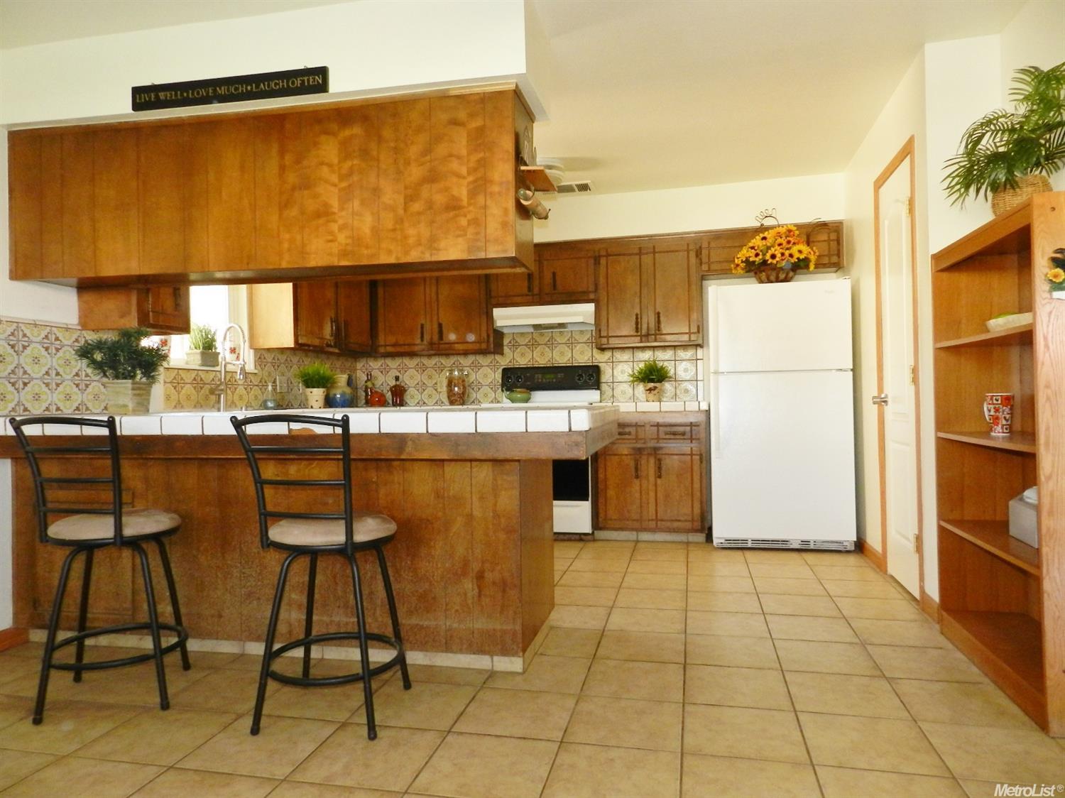 2255 Oakland Ave, Merced, CA 95348 photo 4