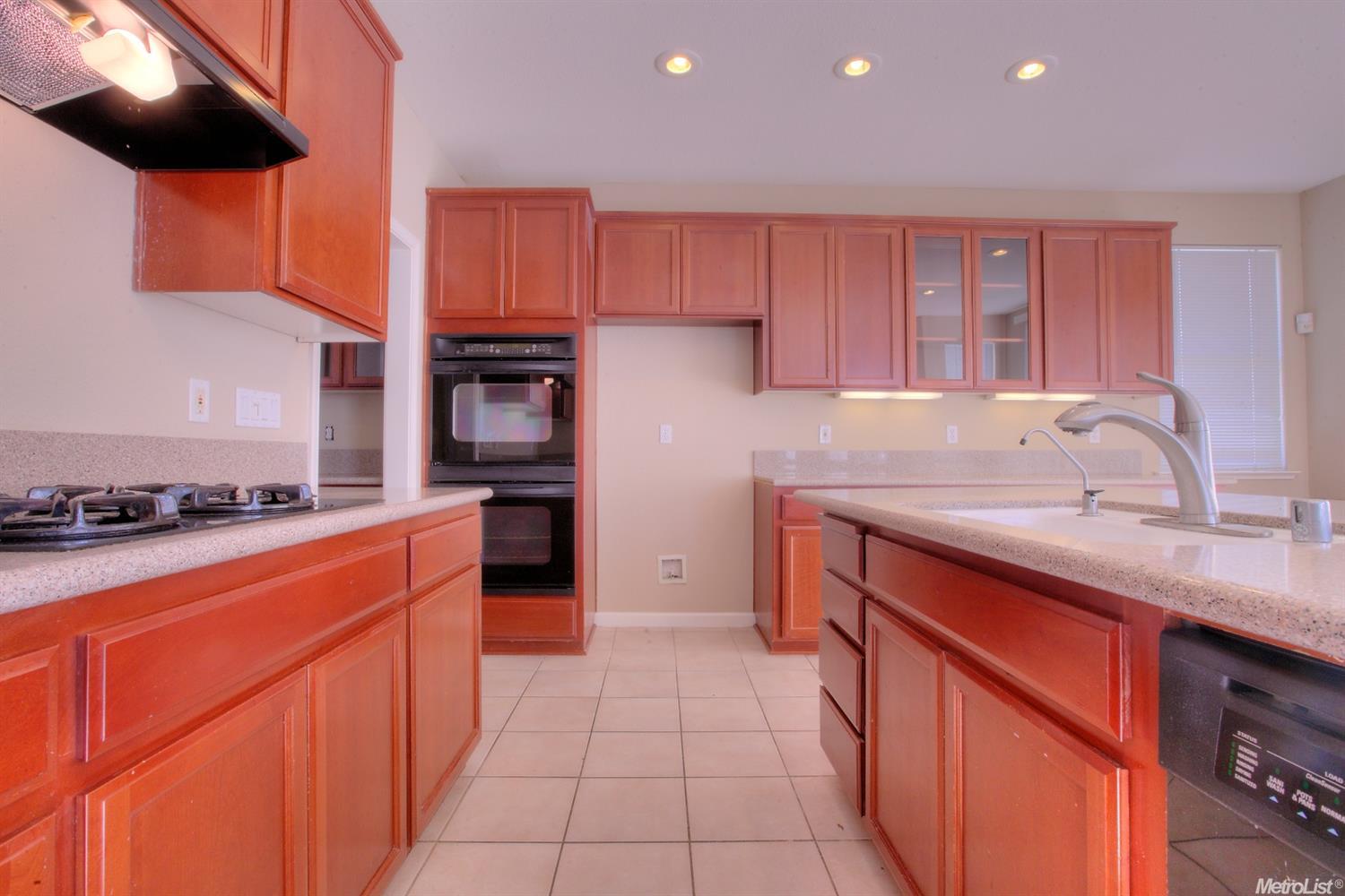 2248 Katherine Pl, Manteca, CA 95337 photo 7