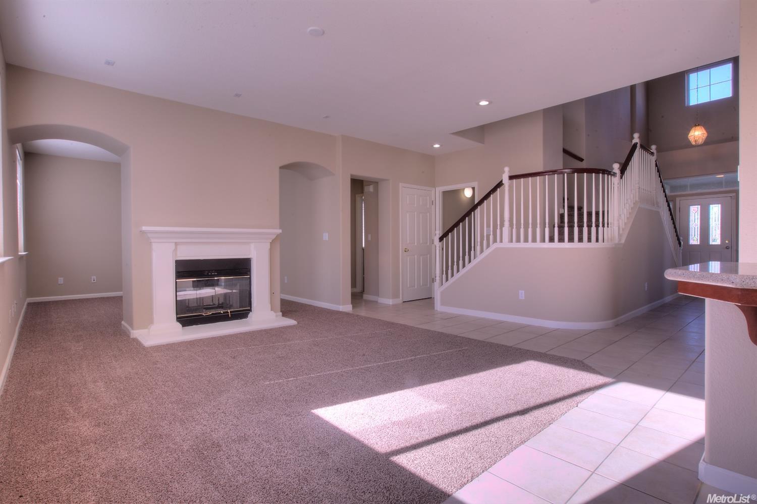 2248 Katherine Pl, Manteca, CA 95337 photo 4