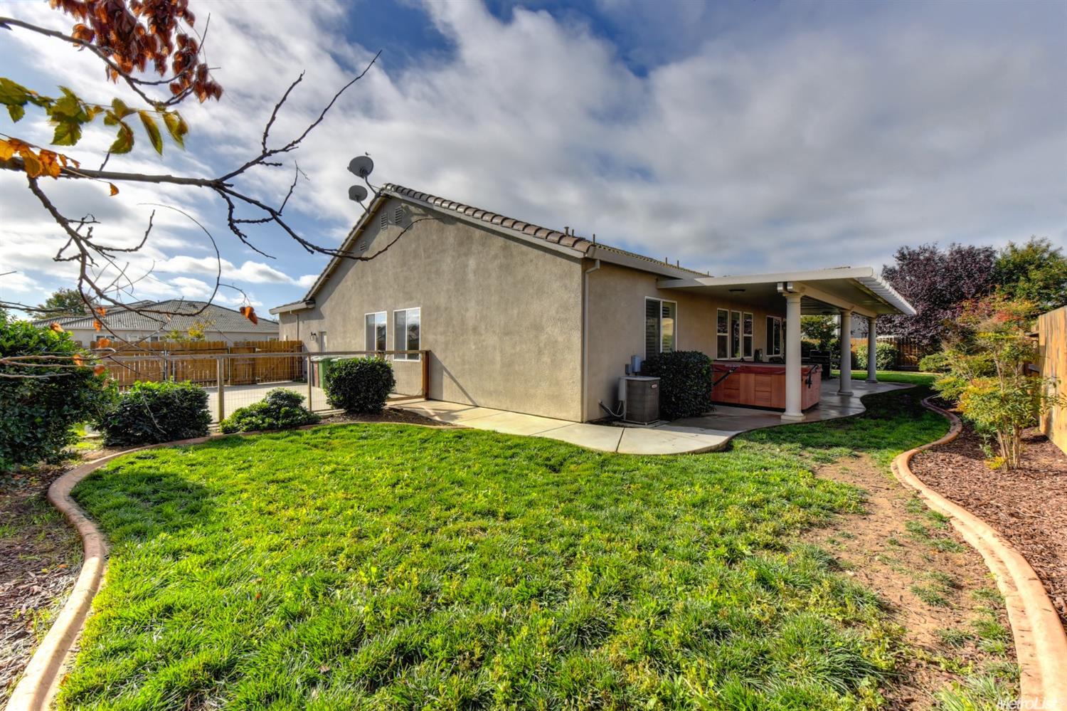 213 Daisy Dr, Galt, CA 95632 photo 13