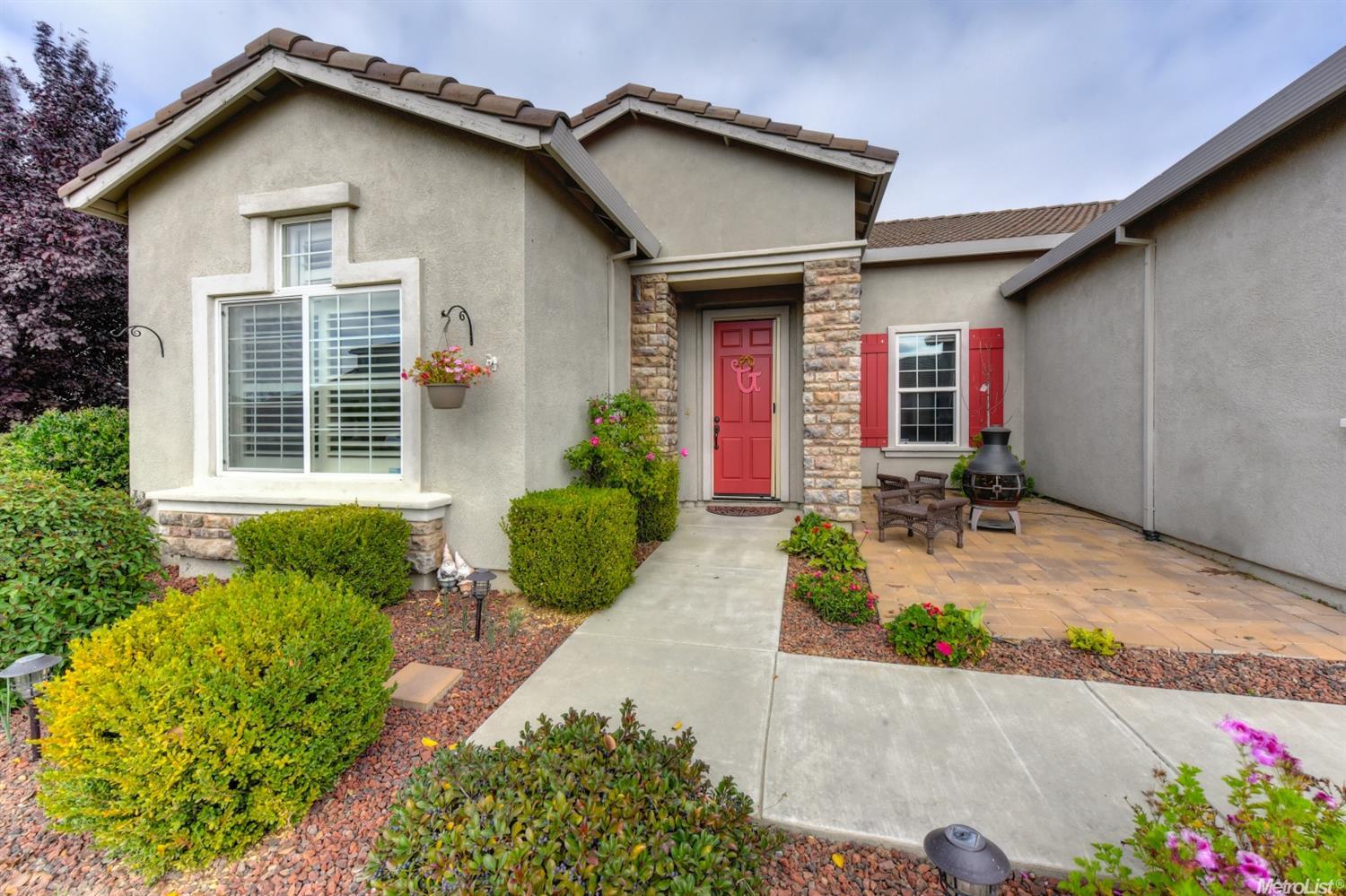 213 Daisy Dr, Galt, CA 95632 photo 2