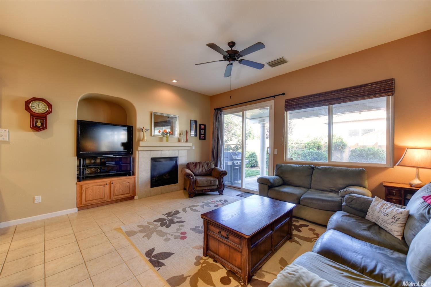 213 Daisy Dr, Galt, CA 95632 photo 10