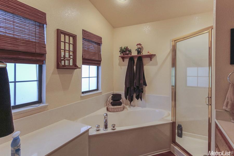 1517 Brookside Dr, Manteca, CA 95336 photo 20