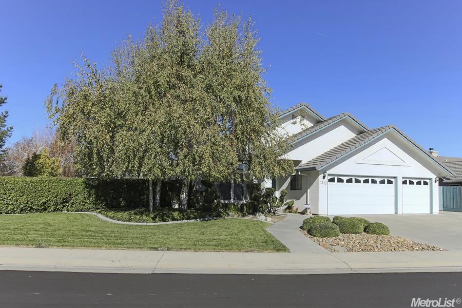 1517 Brookside Dr, Manteca, CA 95336 photo 3