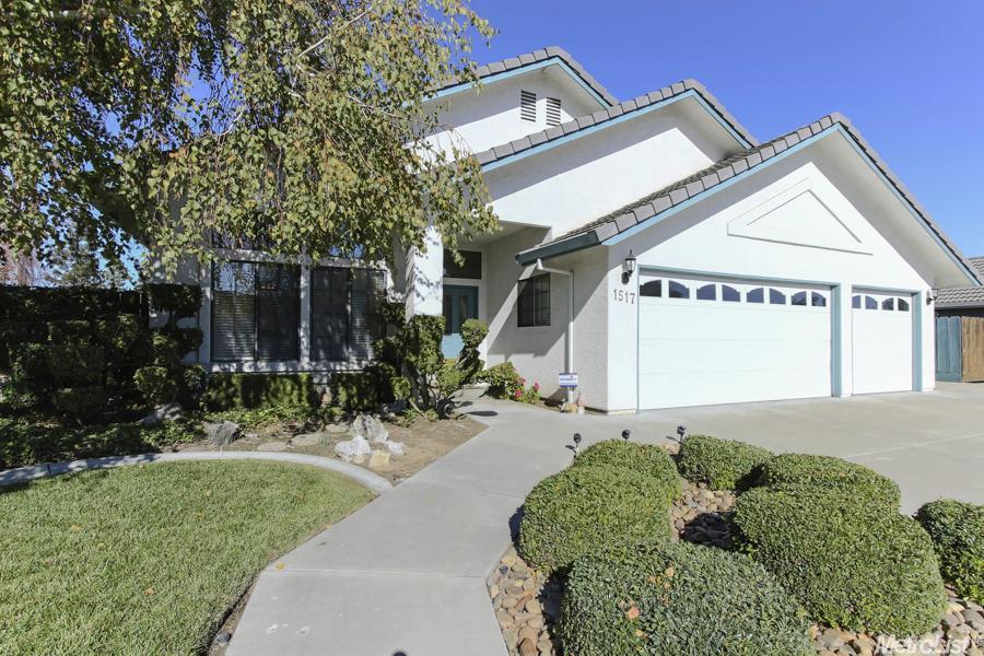1517 Brookside Dr, Manteca, CA 95336 photo 4