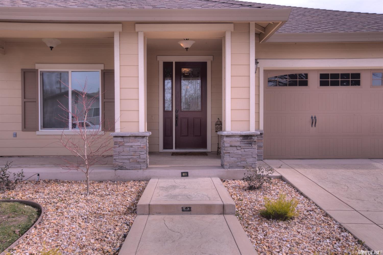 1328 Christopher Ct, Modesto, CA 95355 photo 2