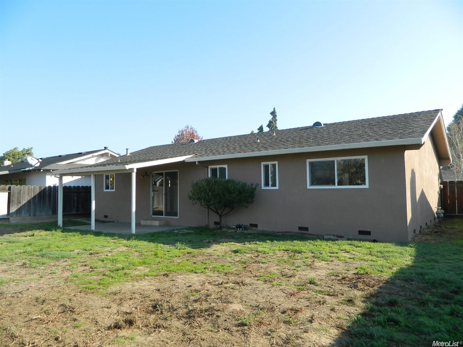 2405 Murray St, Turlock, CA 95382 photo 15