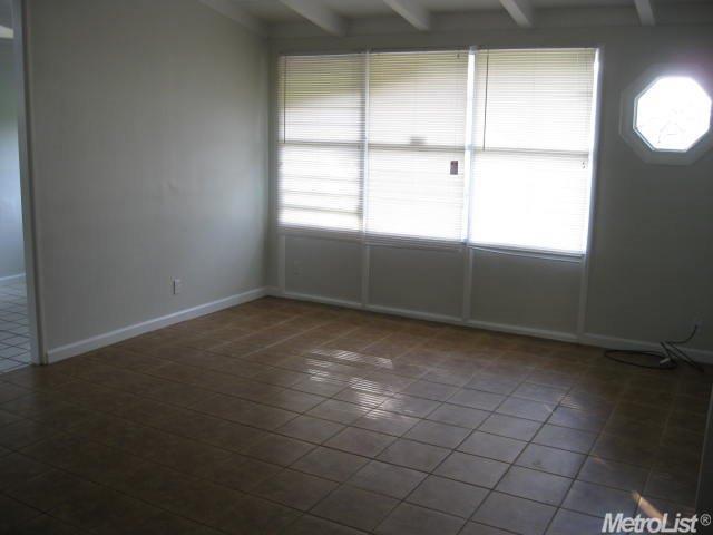 1108 Edison Ave, Modesto, CA 95350 photo 3