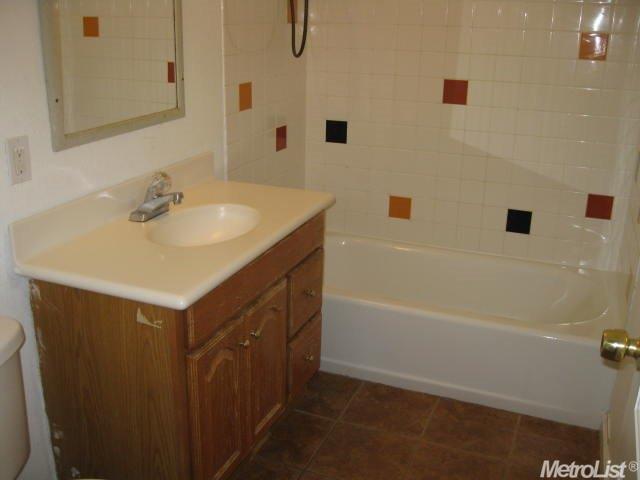 1108 Edison Ave, Modesto, CA 95350 photo 11