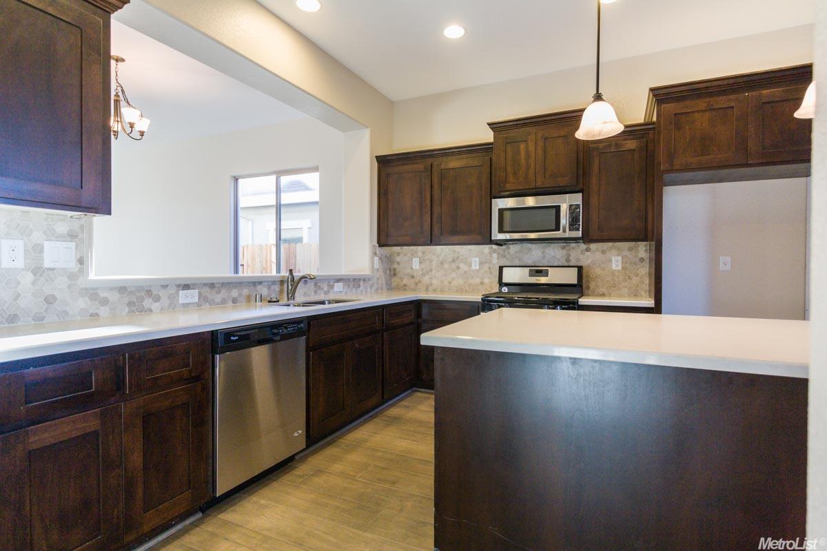 2238 Ranch View Dr, Rocklin, CA 95765 photo 2