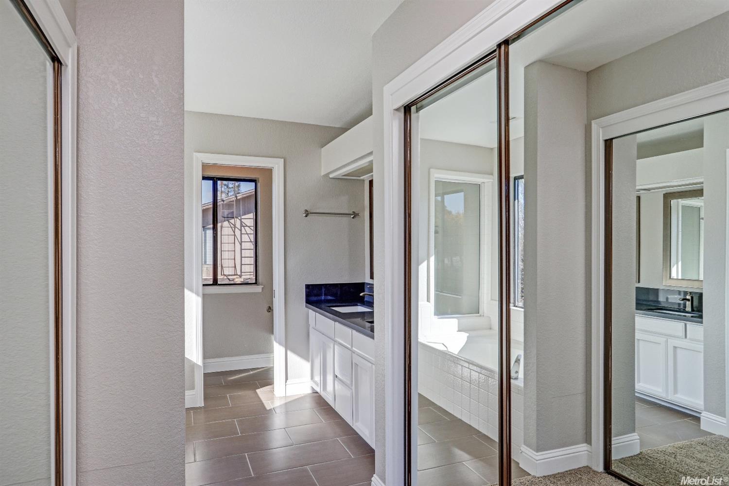 1041 Sunfish Dr, Manteca, CA 95337 photo 22