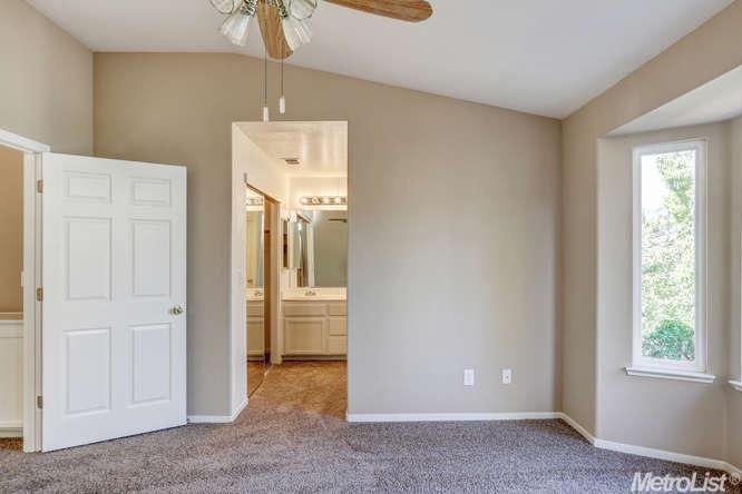 49 E Ferdinand St, Tracy, CA 95376 photo 9