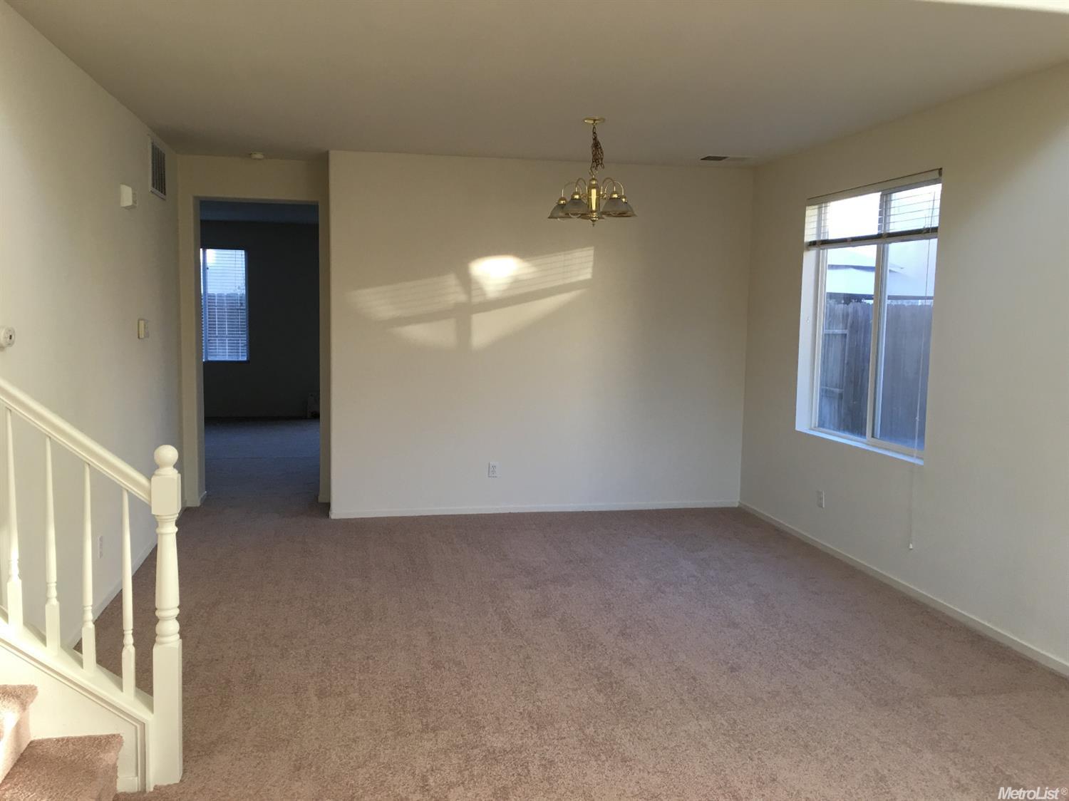 951 Silver Ct, Lathrop, CA 95330 photo 2