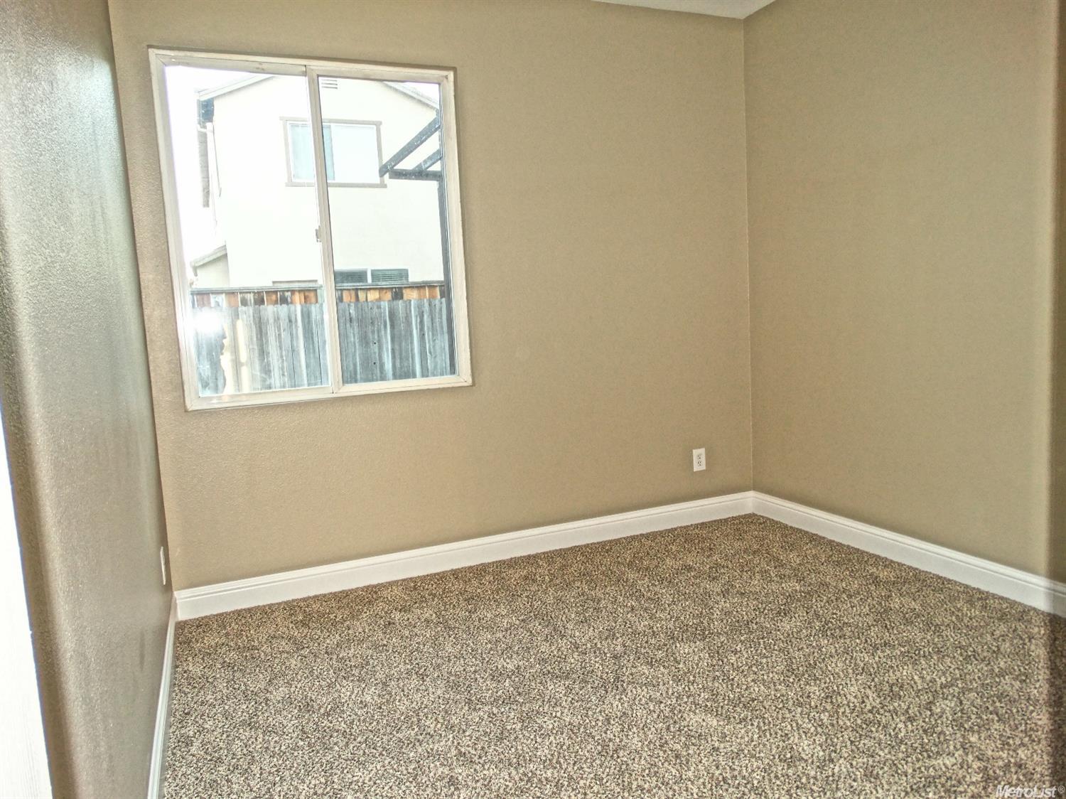 2392 Summer Crest Dr, Turlock, CA 95382 photo 15