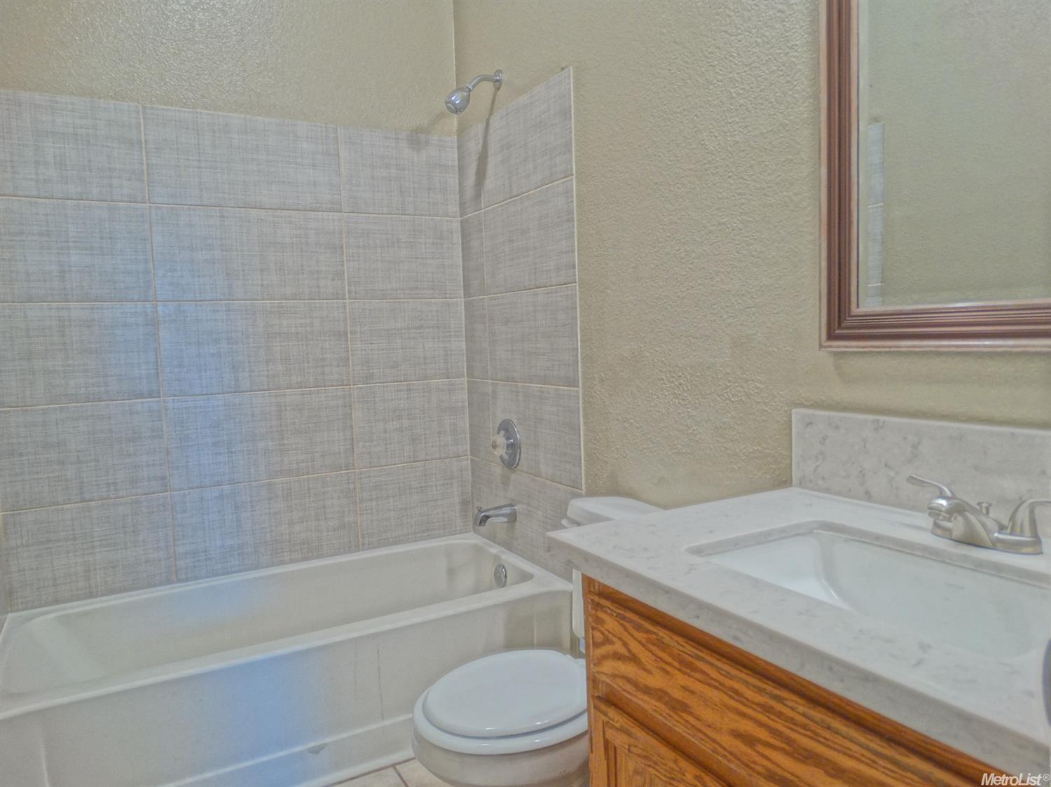 2392 Summer Crest Dr, Turlock, CA 95382 photo 14