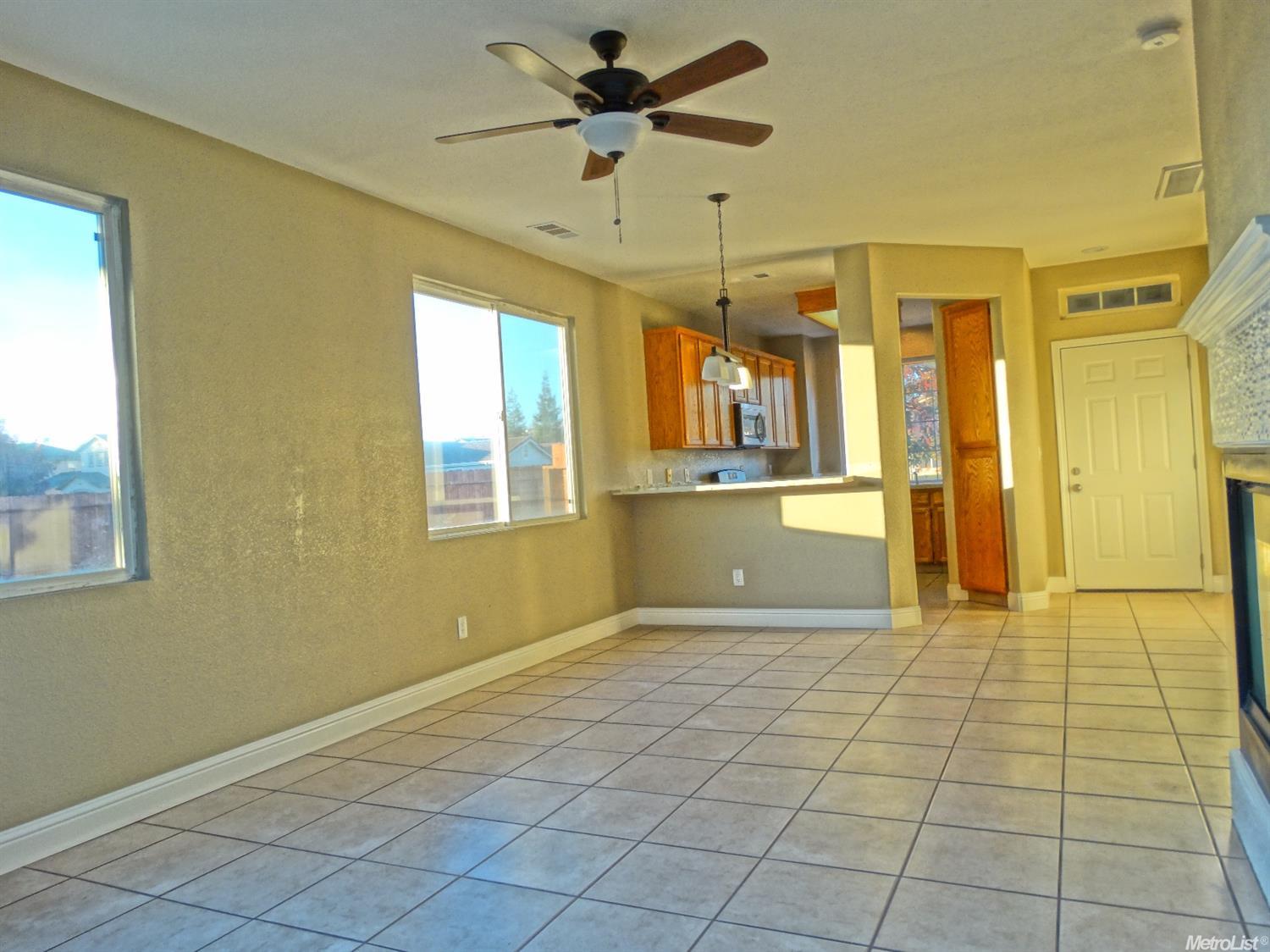 2392 Summer Crest Dr, Turlock, CA 95382 photo 17