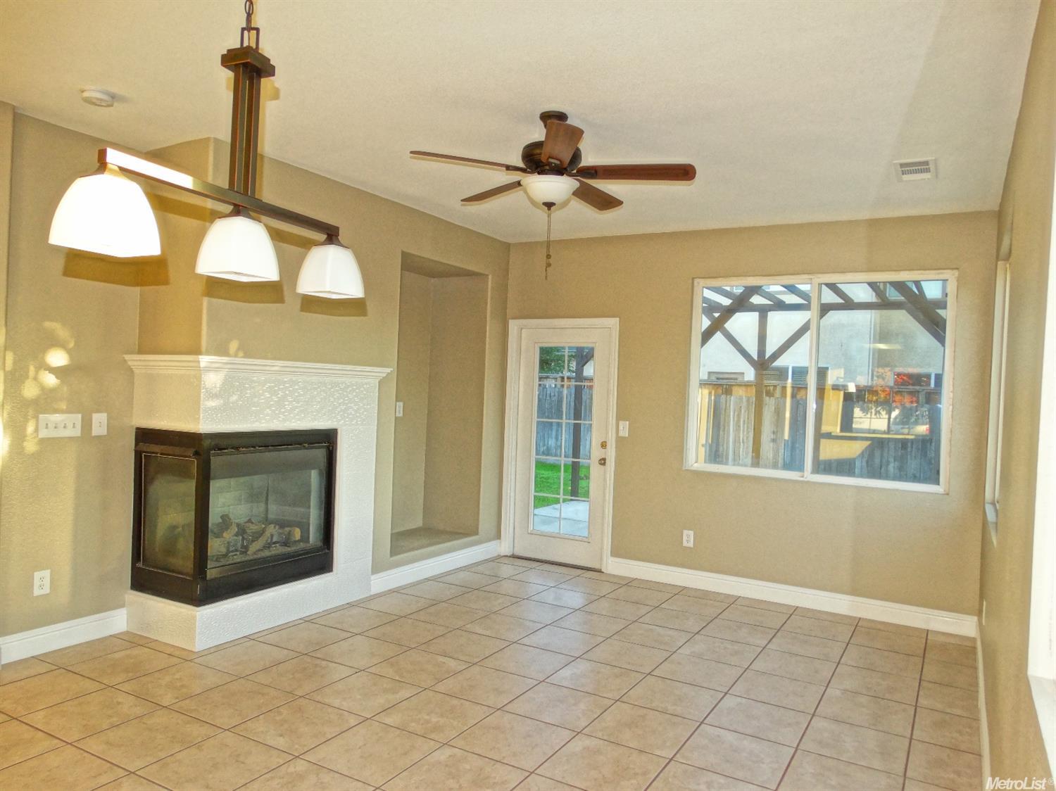 2392 Summer Crest Dr, Turlock, CA 95382 photo 16