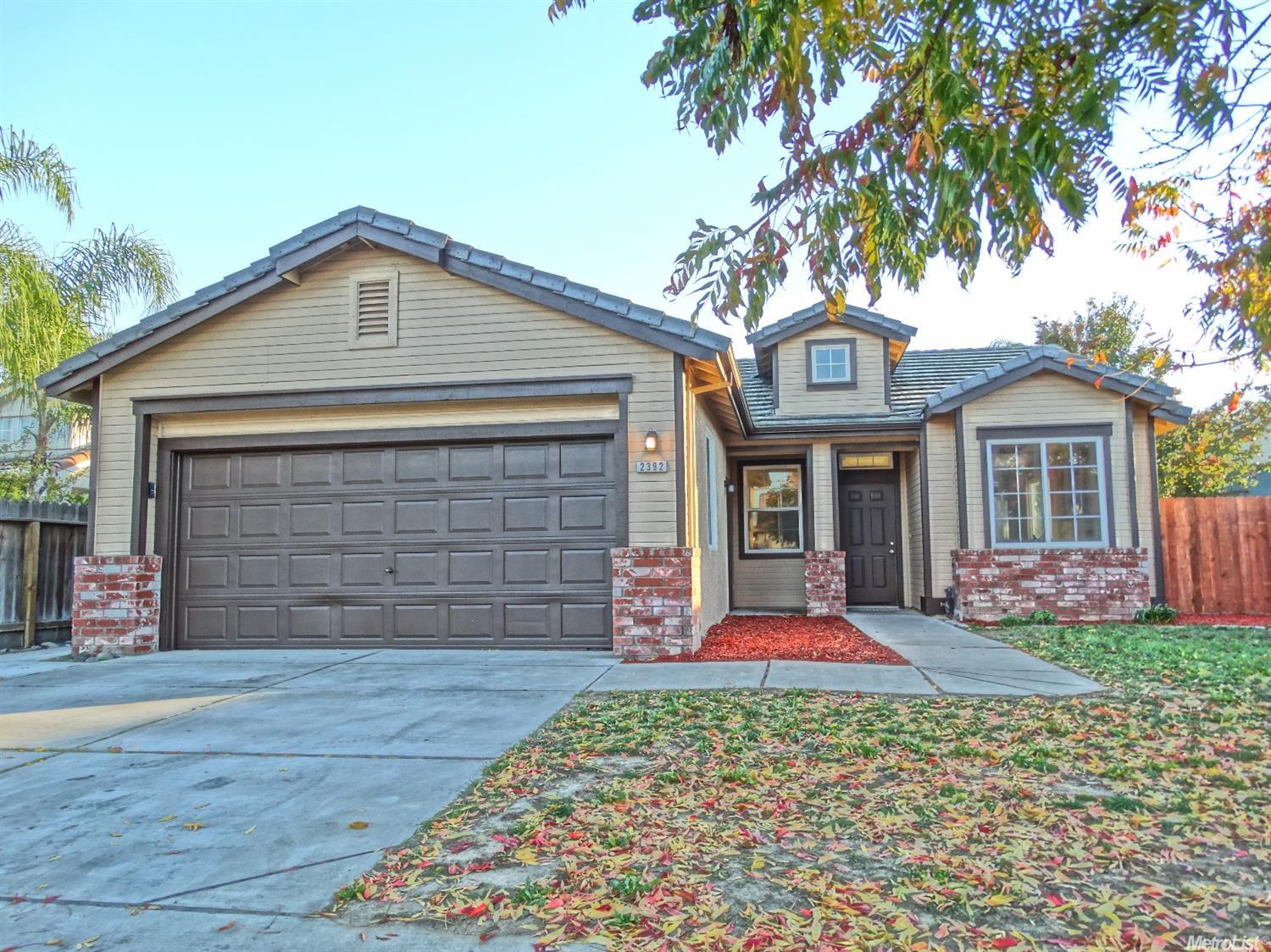 2392 Summer Crest Dr, Turlock, CA 95382 photo 1