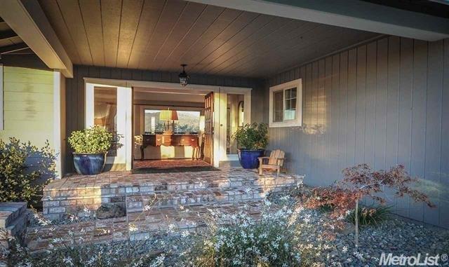 19985 Gibbs Dr, Sonora, CA 95370 photo 2