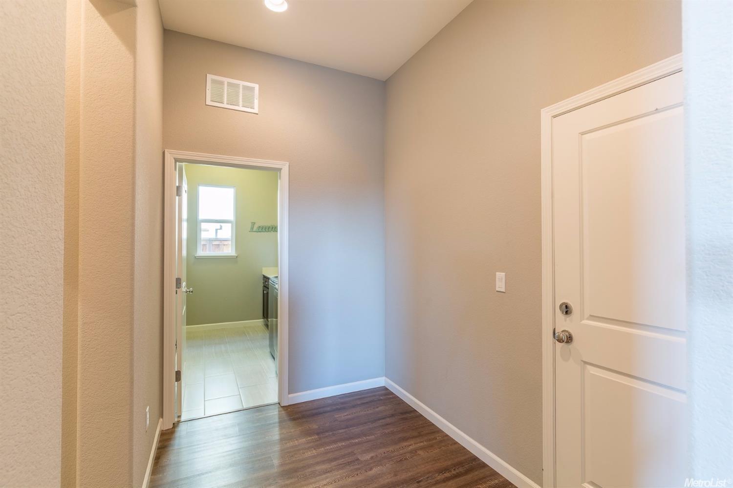 900 Academy Dr, Lathrop, CA 95330 photo 14