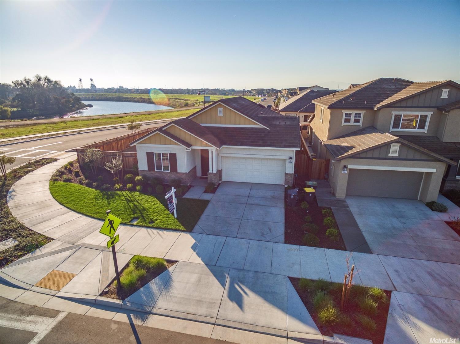 900 Academy Dr, Lathrop, CA 95330 photo 2