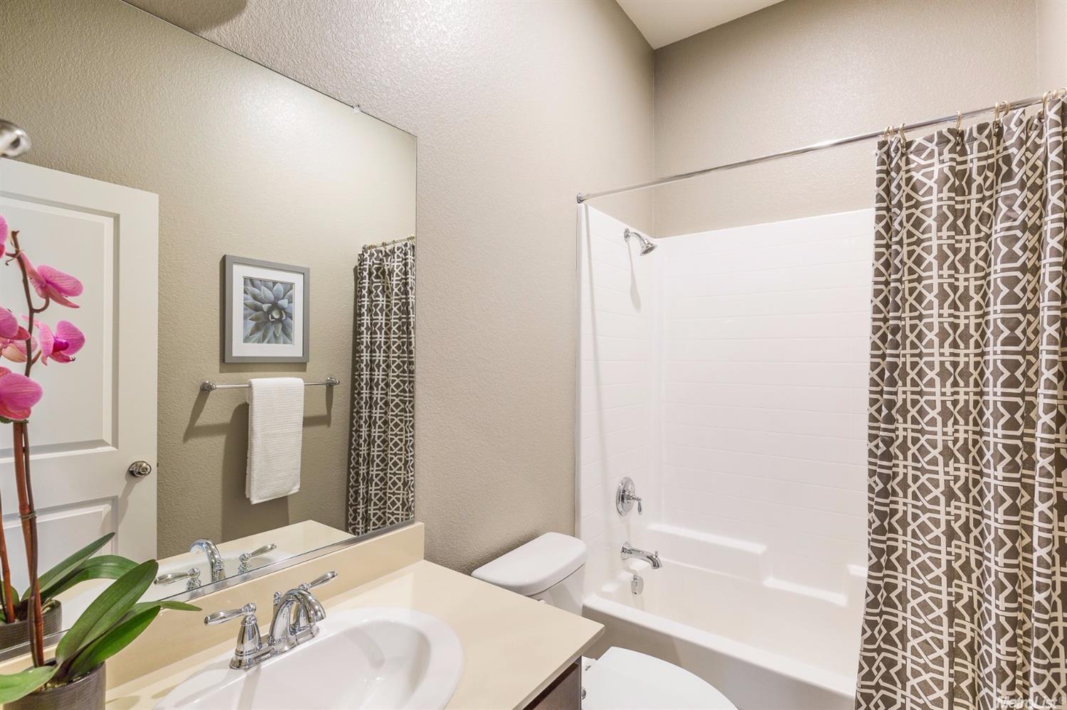 900 Academy Dr, Lathrop, CA 95330 photo 10