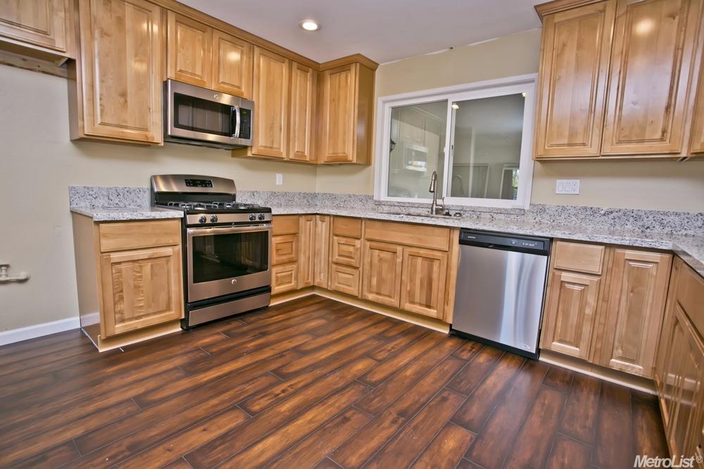 1525 Gladwin Ln, Modesto, CA 95355 photo 9