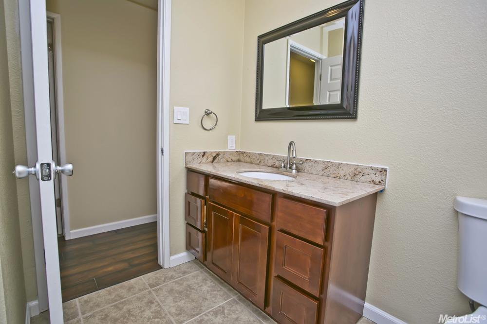 1525 Gladwin Ln, Modesto, CA 95355 photo 14