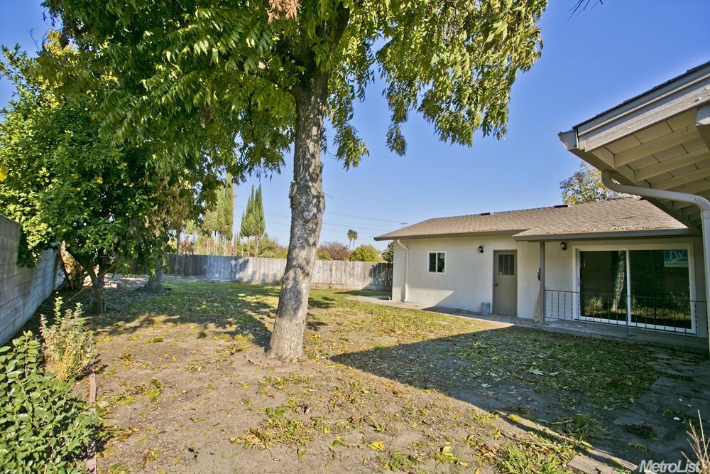 1525 Gladwin Ln, Modesto, CA 95355 photo 23