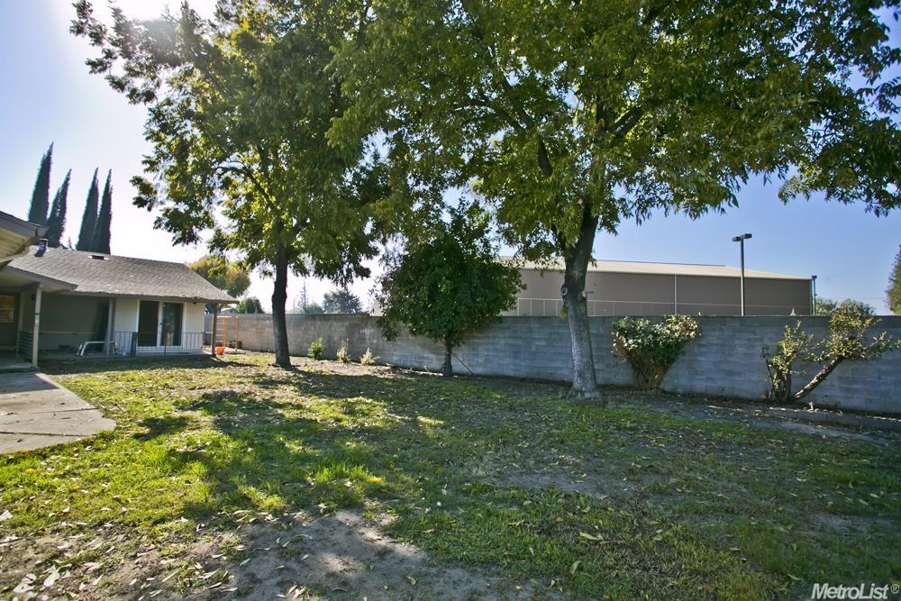 1525 Gladwin Ln, Modesto, CA 95355 photo 25