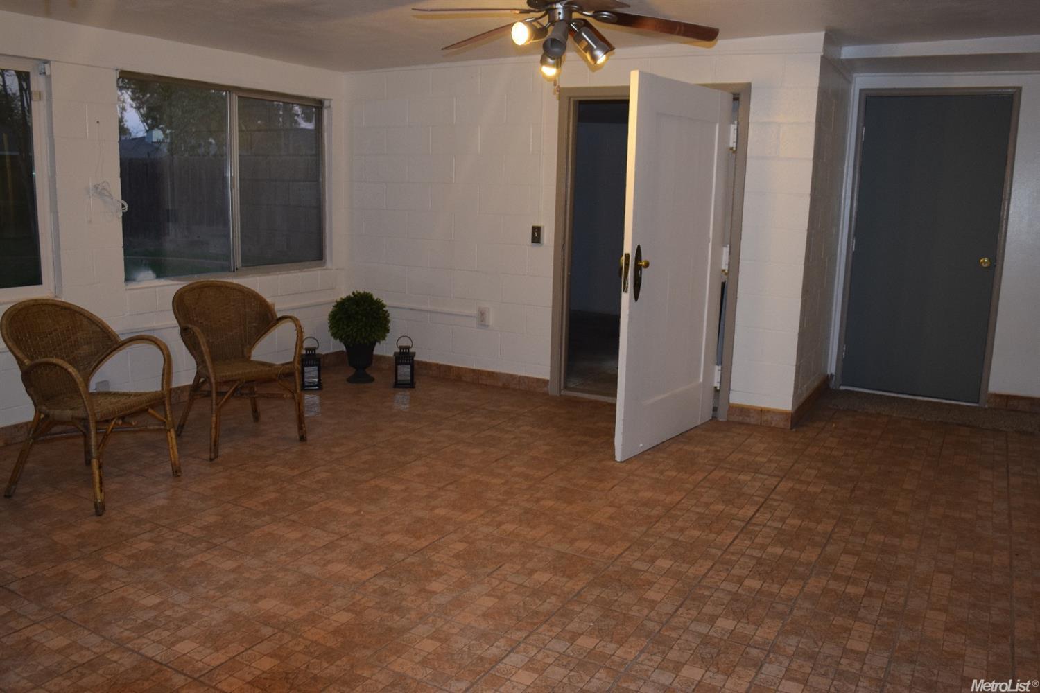 2325 Dora St, Modesto, CA 95354 photo 14