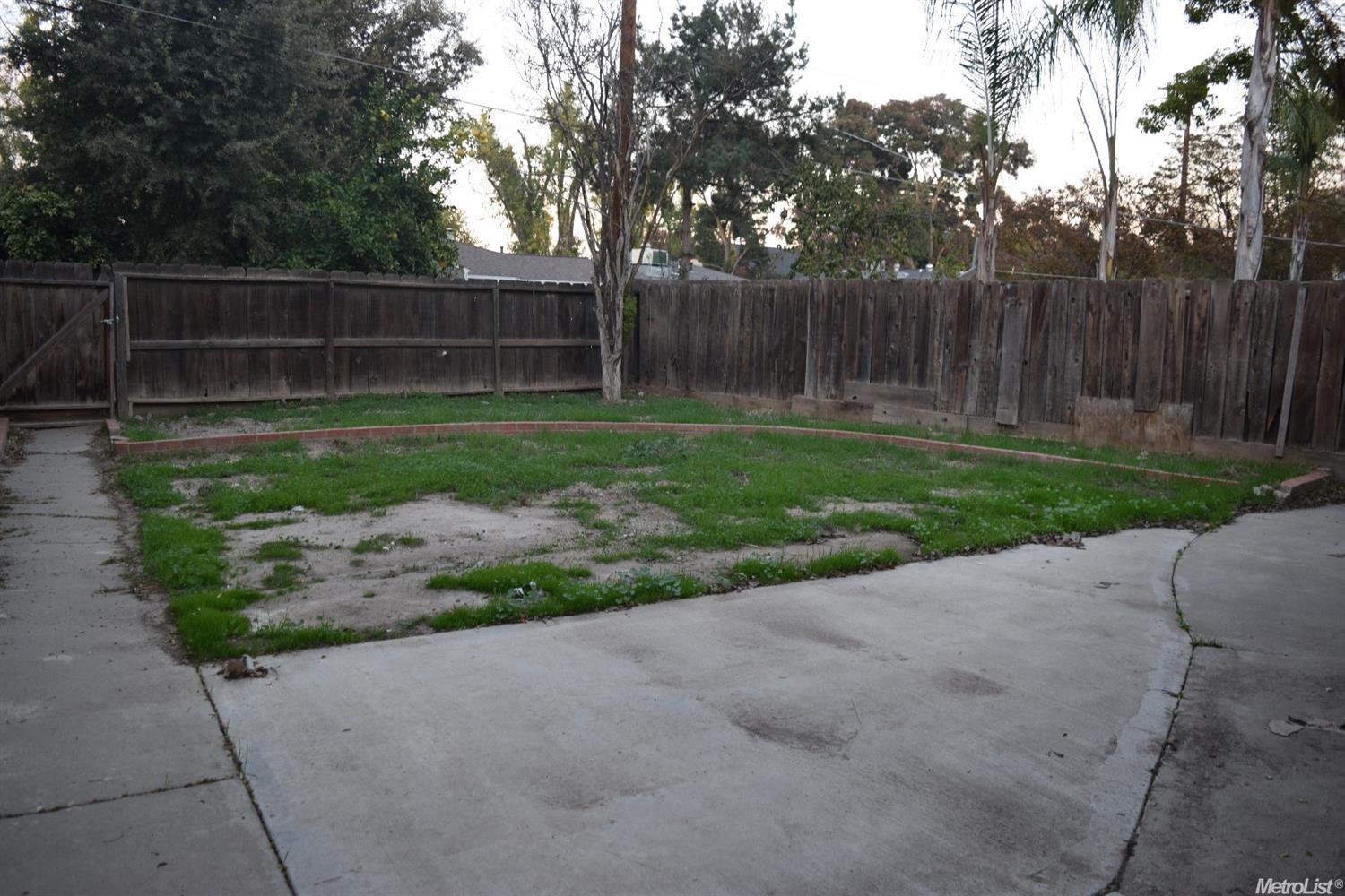 2325 Dora St, Modesto, CA 95354 photo 16