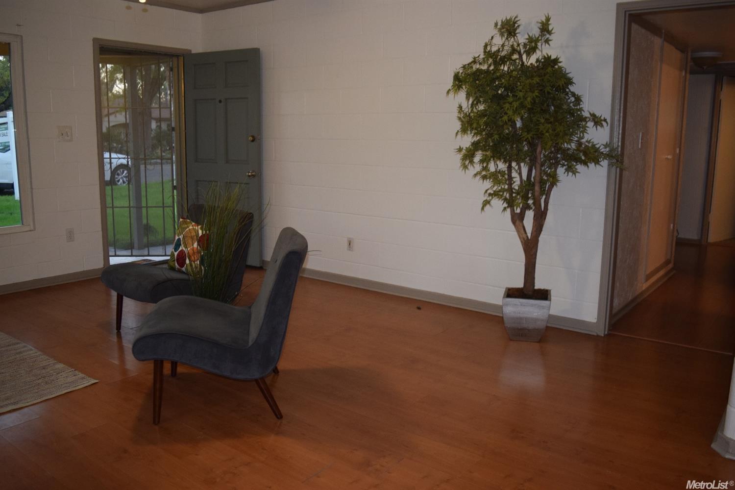 2325 Dora St, Modesto, CA 95354 photo 5
