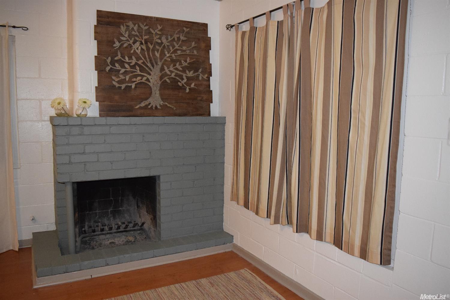2325 Dora St, Modesto, CA 95354 photo 3