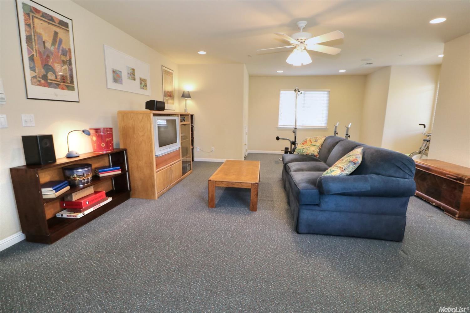 1548 Menlo Ave, Carmichael, CA 95608 photo 29