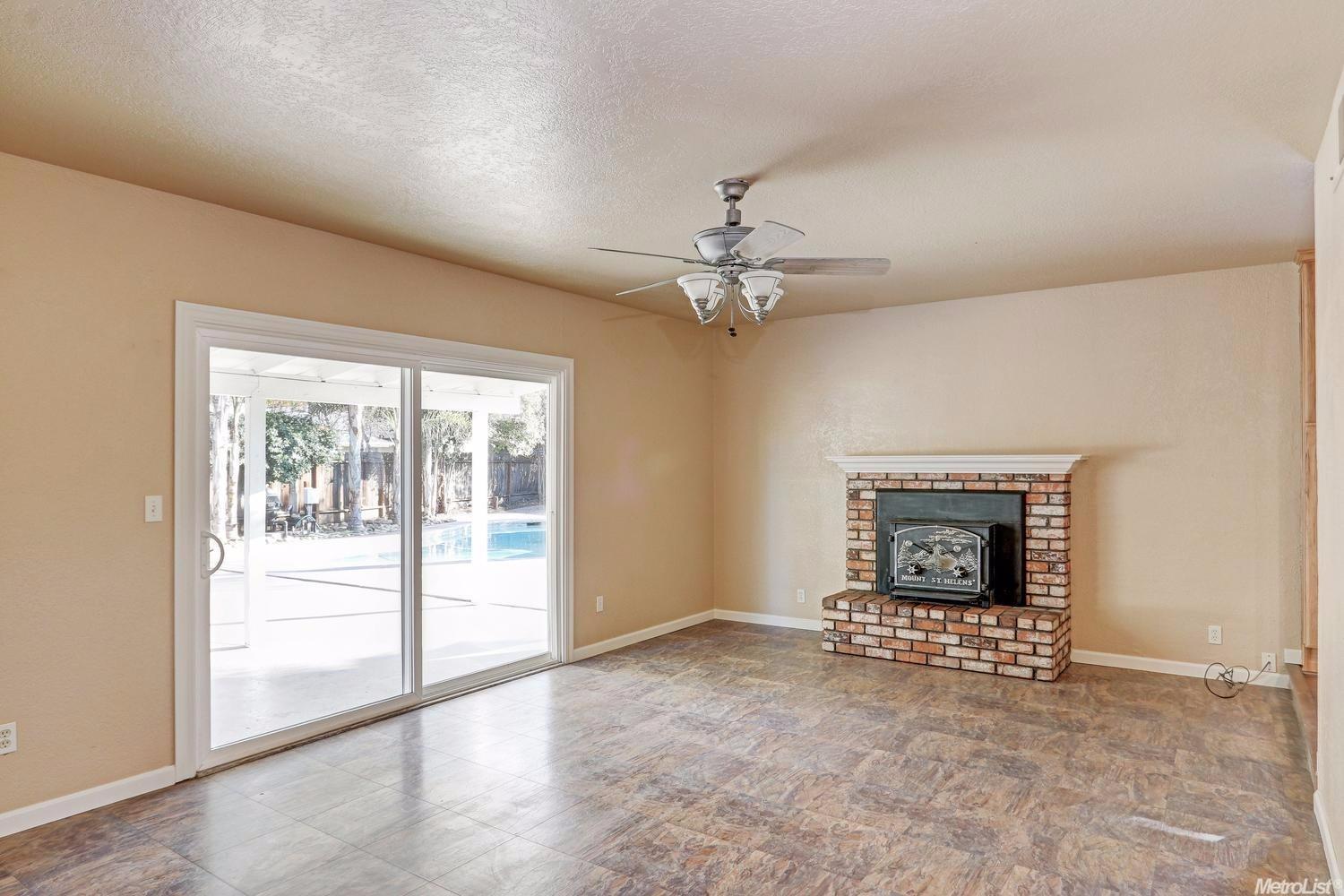 1428 Lorry Ave, Modesto, CA 95355 photo 4