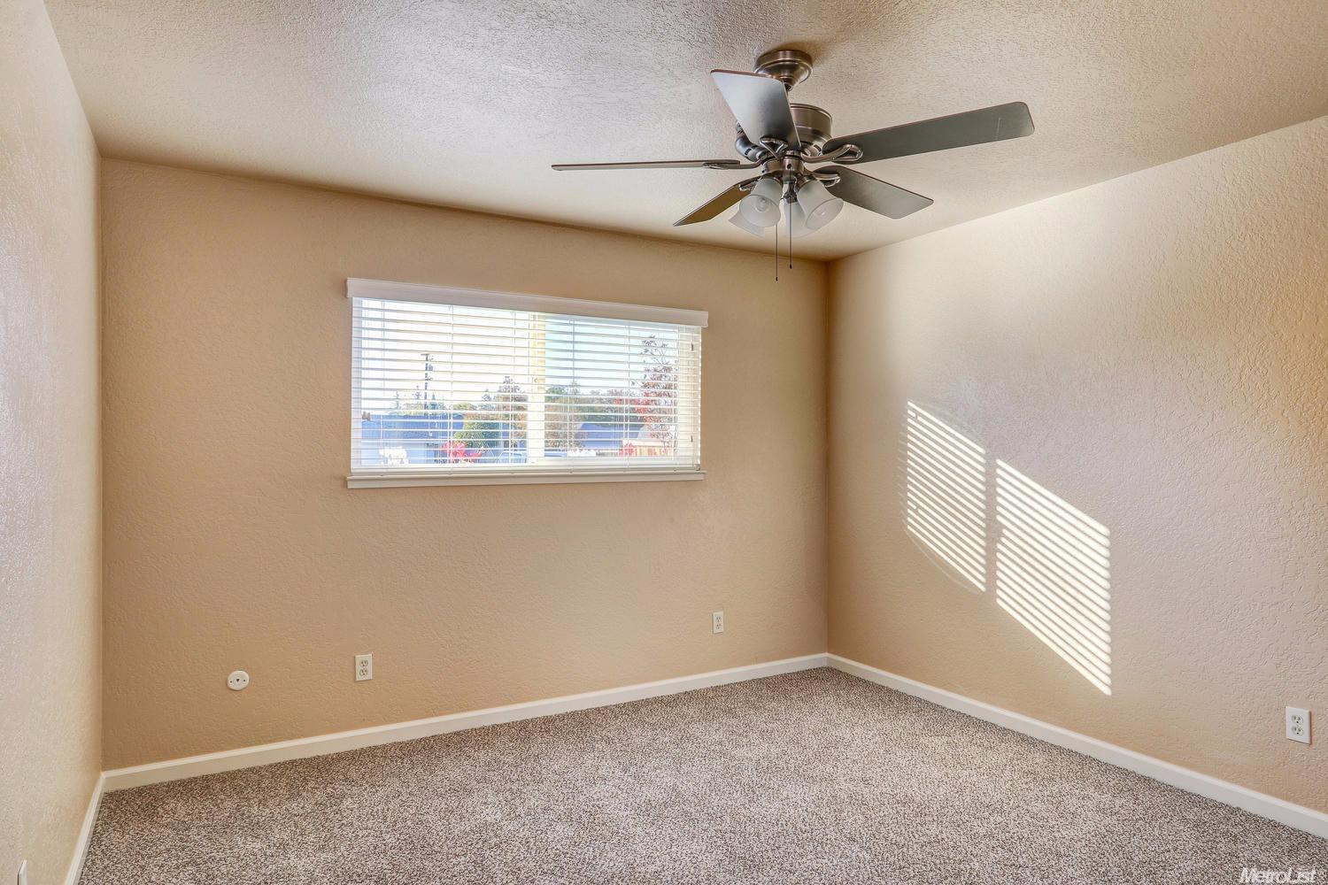 1428 Lorry Ave, Modesto, CA 95355 photo 16